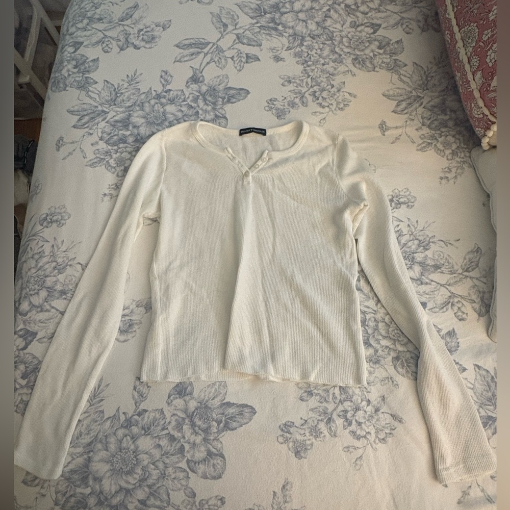 Brandy Melville Cream Long Sleeve Ribbed Top